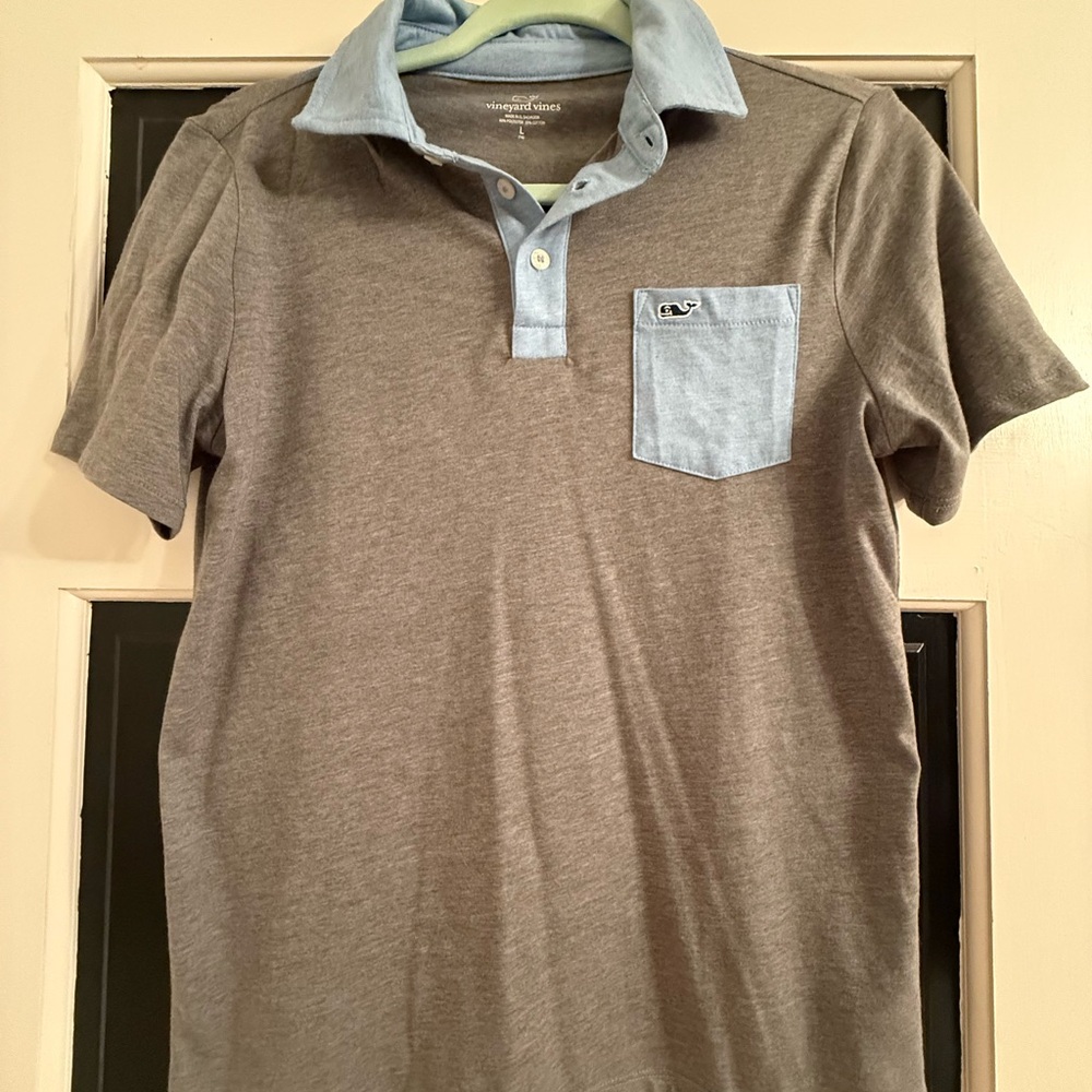 Vineyard Vines Gray Polo with Blue Accents